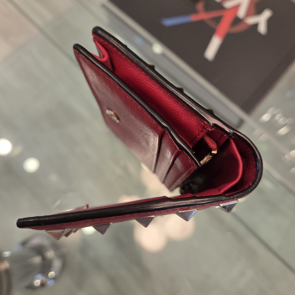 Valentino Garavani Rockstud Red Small wallet with Gift Box and Dust Bag - Picture 8 of 14